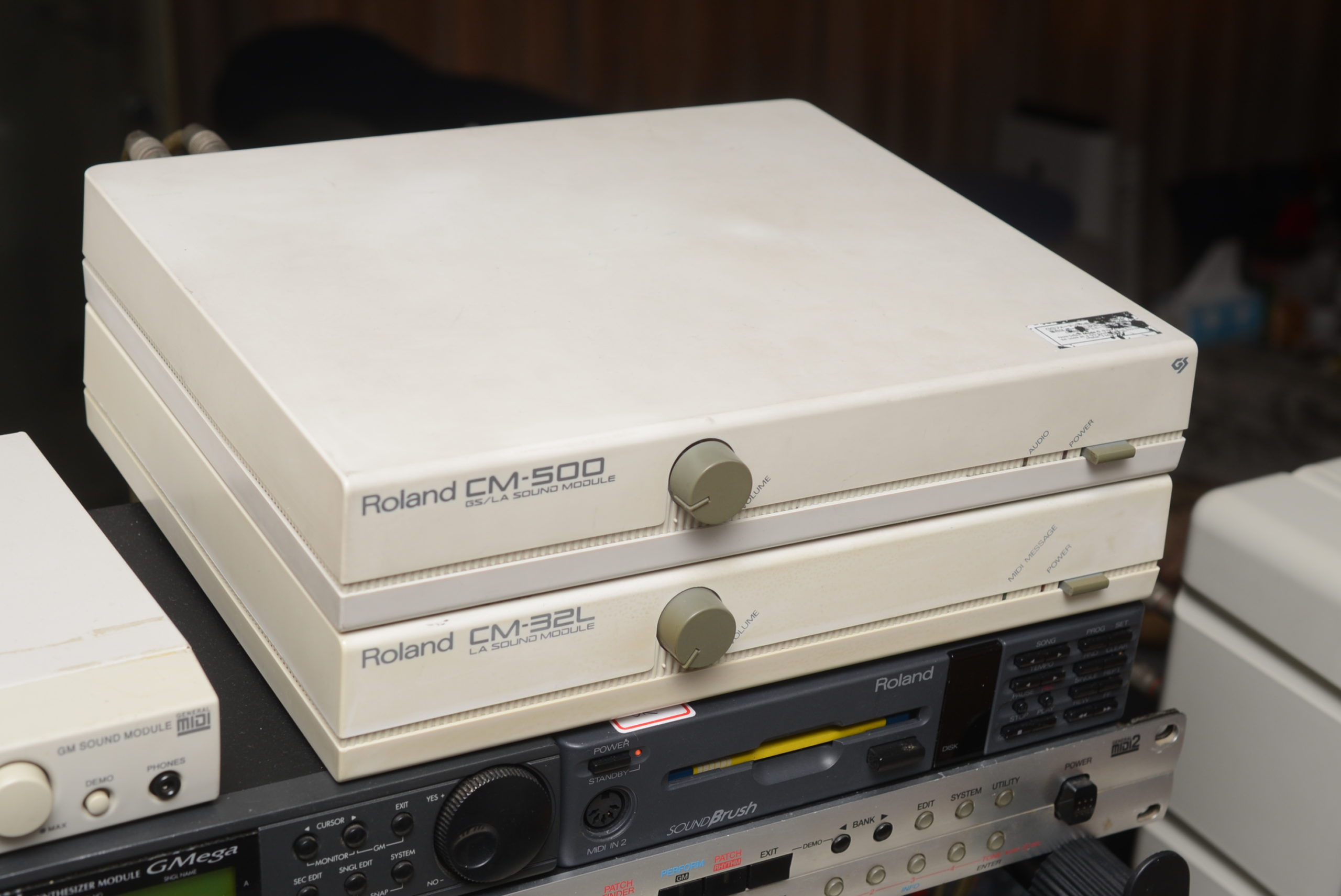 Roland CM-500 美白 - DearHoney 數位音樂工作室